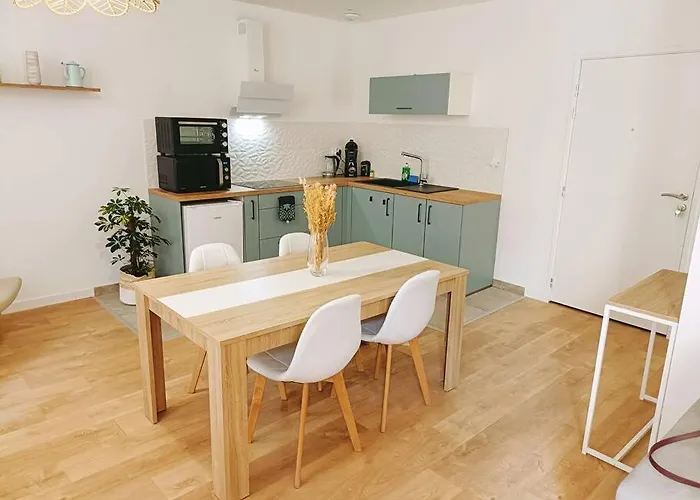 Le Foucauld 4 Canapes, Parking, Wifi Daire *